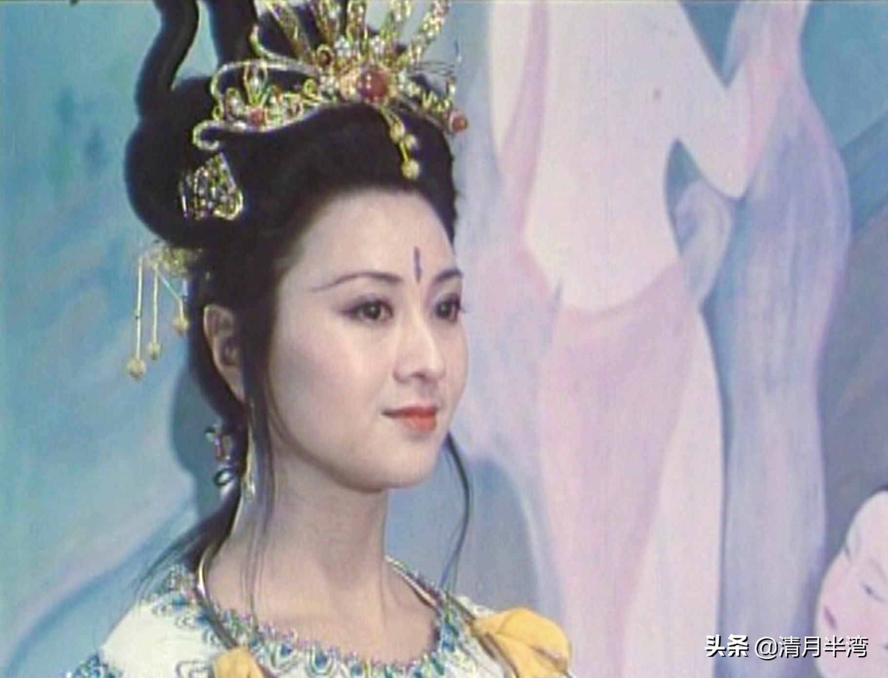 北影版《红楼梦》40位美人集锦，耐看不撞脸，打酱油的都惊鸿一瞥