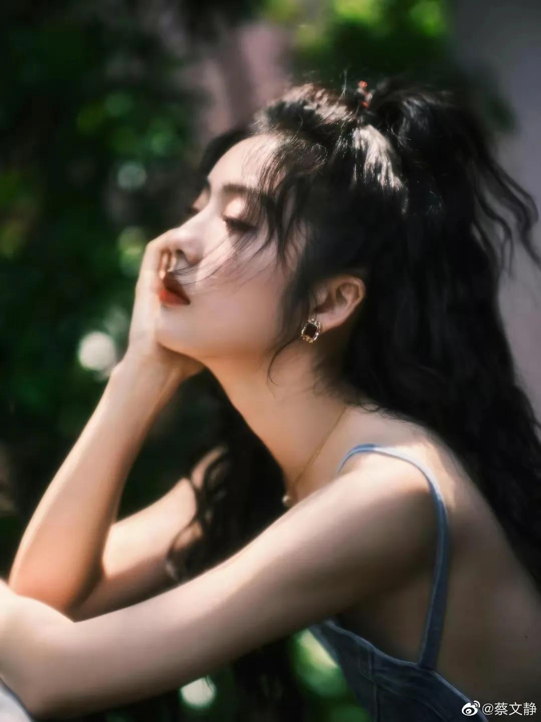 高圆圆、古力娜扎、蔡文静美图大赏，微微一笑很倾城