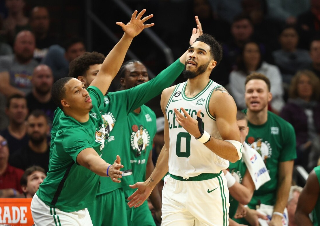 奇才绿凯快船公牛（篮网官宣新伤情！绿凯喜事一箩筐，快船也好消息，维金斯成为看客）-趣拿体育