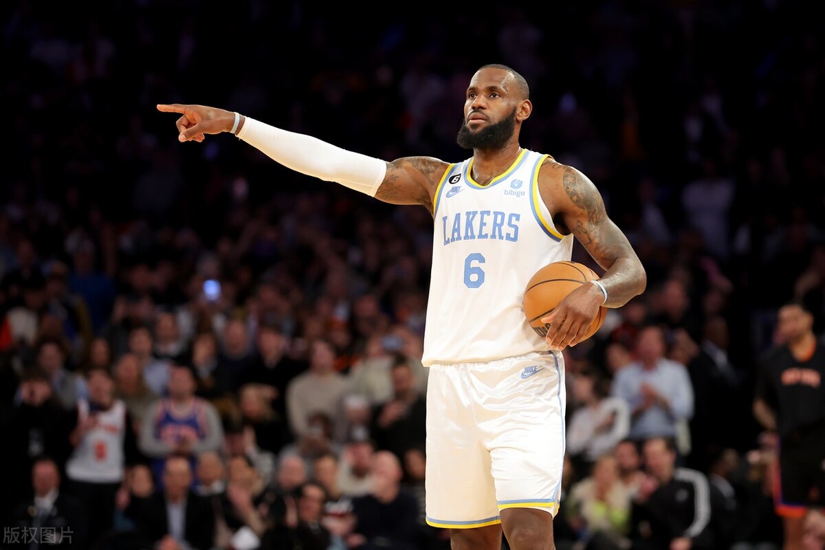 nba助攻榜有哪些（接詹姆斯助攻數(shù)排行榜：韋德僅第四，濃眉暫居第七，一人遙遙領(lǐng)先）