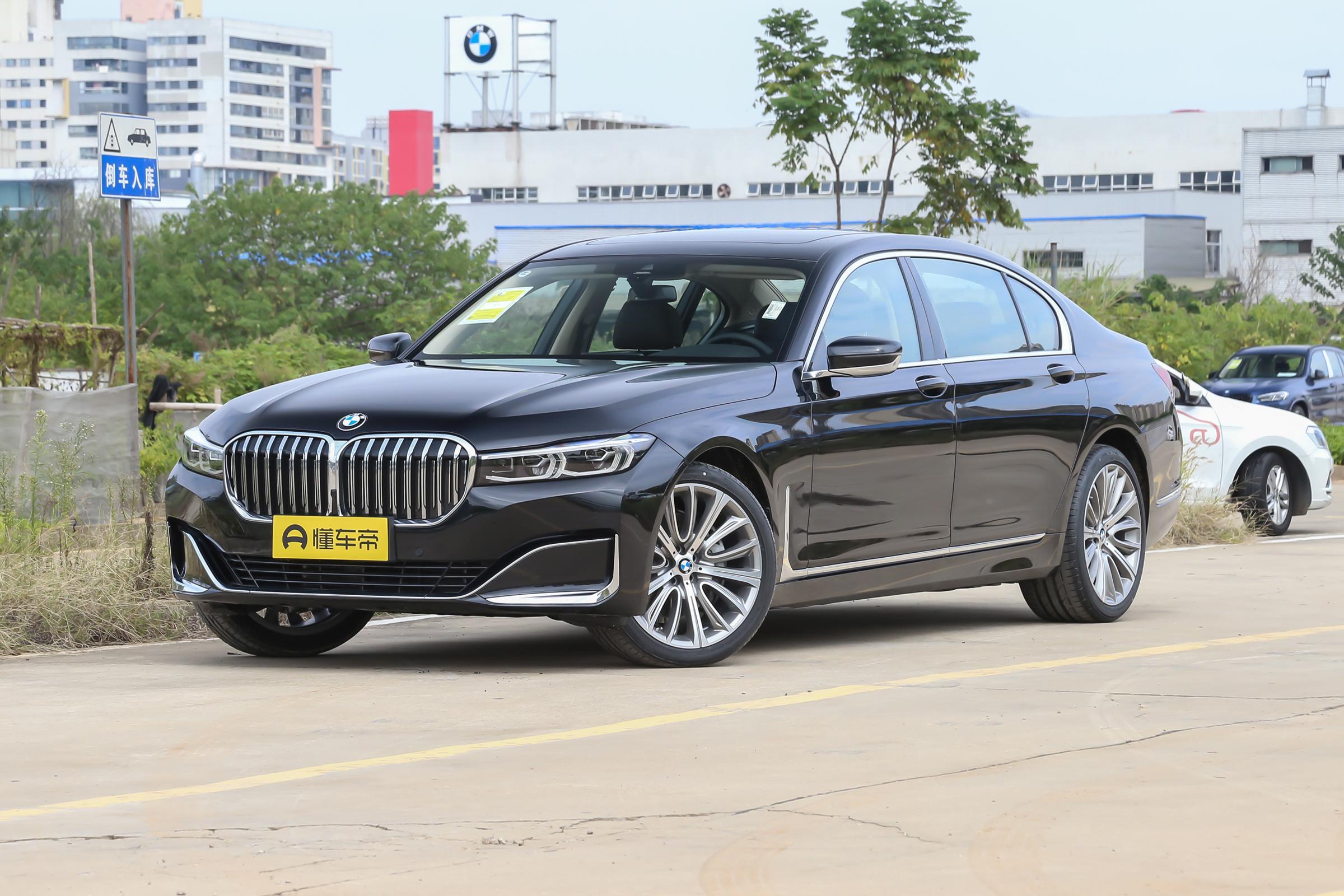 生产于1994年-2001年第四代宝马7系(e65/e66/e67/e68),生产于2001年