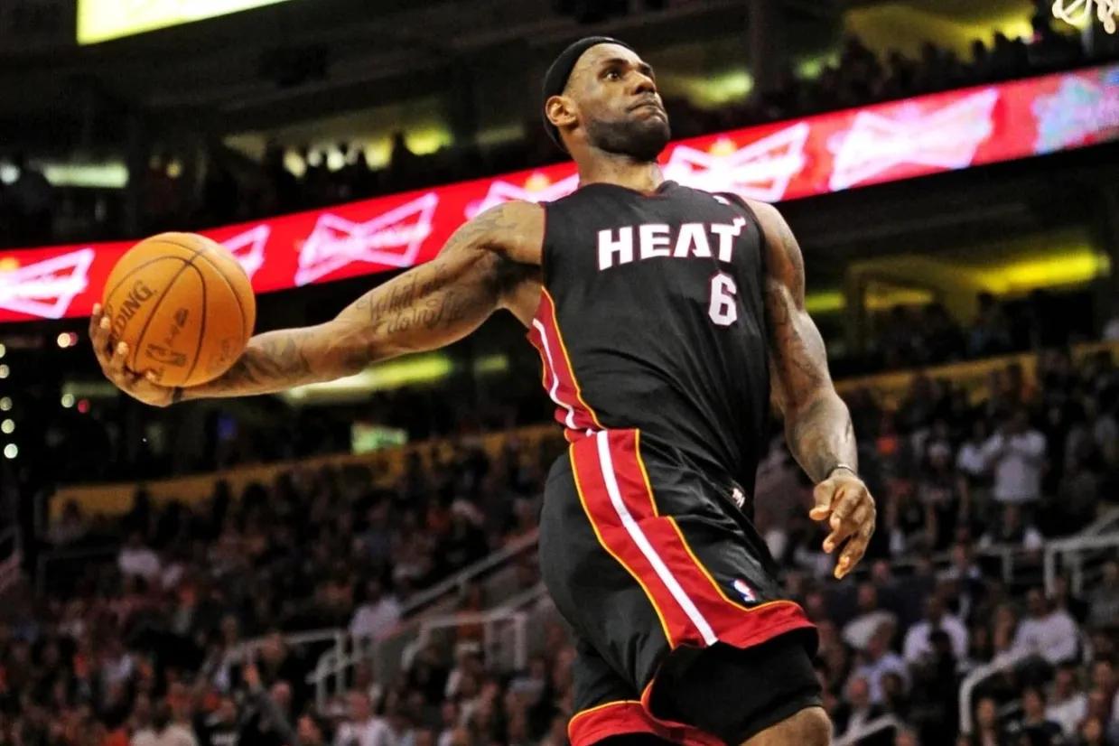 nba历史最佳小前锋（美媒评NBA每支球队队史最伟大的小前锋，谁被高估或者低估了）