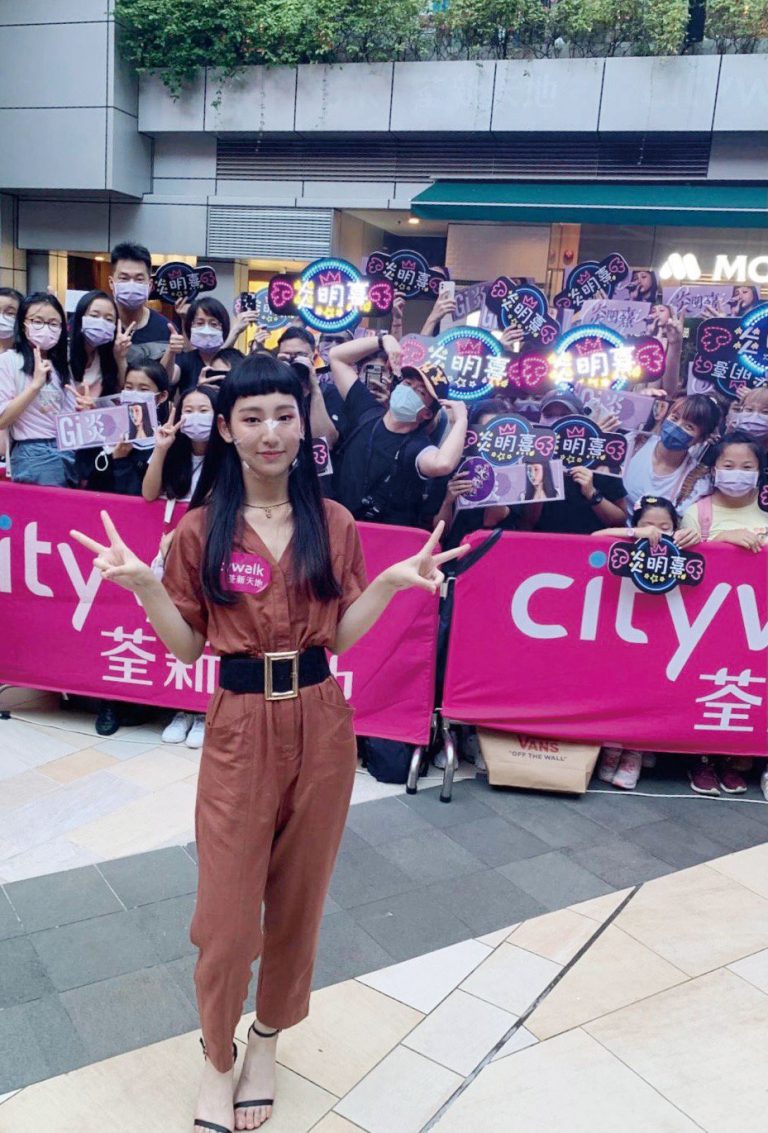 微博粉丝激增获力捧进军内地炎明熹爆红的5大理由