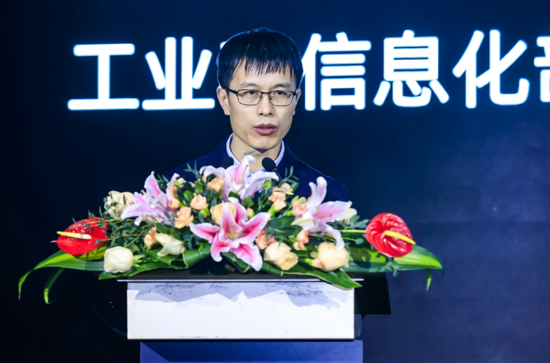全球显示产业“芯”拐点：海信代表中国队抢占画质“制空权”