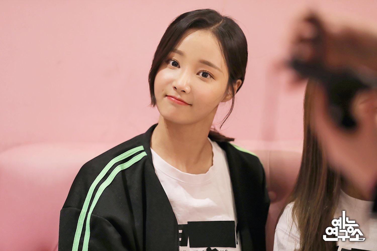 从直拍千万人气到糊剧小透明，爱豆到演员的路到底有多远？