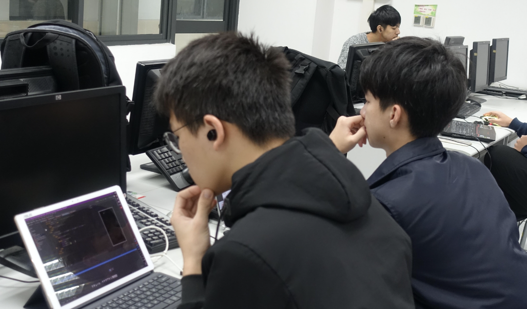 男生最爱的专业有哪些？毕业后不愁工作，薪资待遇很可观