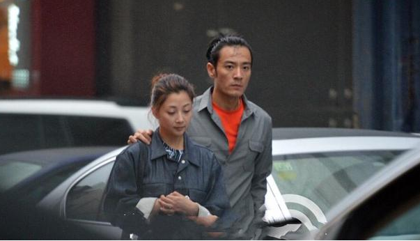 殷桃个人资料简介 殷桃个人游装照片 - 促十二百科