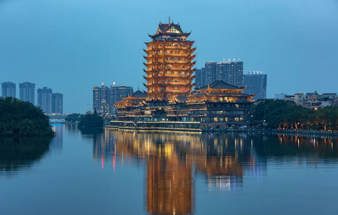 现成的旅行攻略和给力的景点半价(暑假旅行去哪玩)(图13) 抄作业了!现成的旅行攻略,给力的景点半价