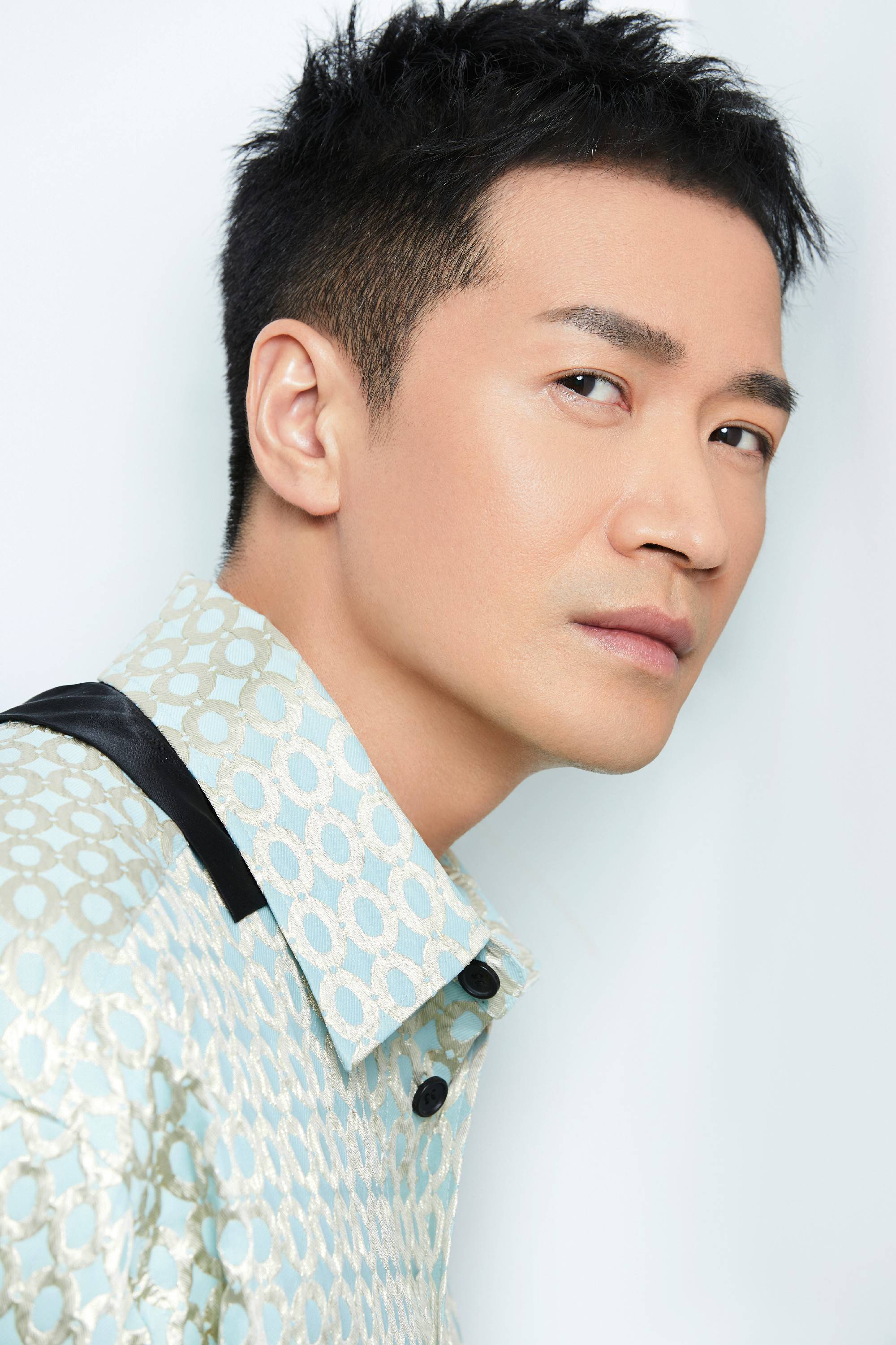 曾红极一时却突然“消失”的演员和歌手，你还记得几个呢？