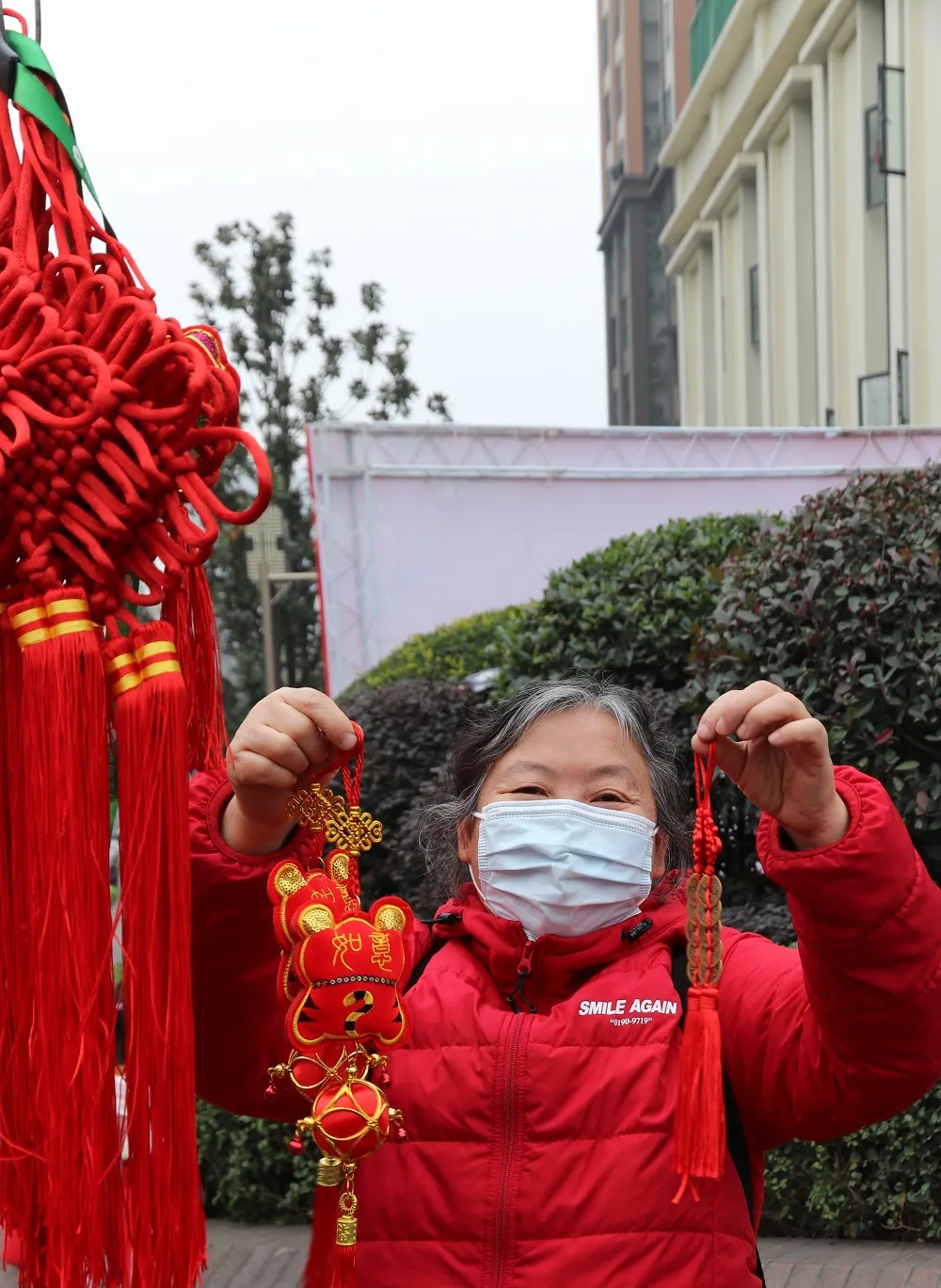 年味漸濃,，新春將至！市民采購年貨忙