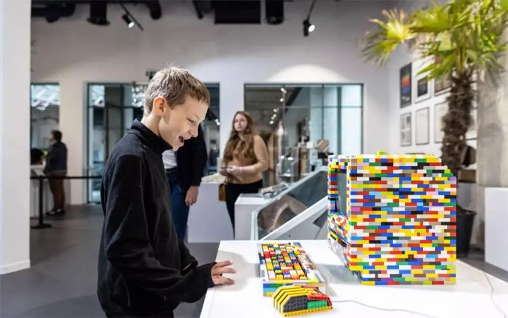 46 年历史的苹果，博物馆已经开遍了全世界