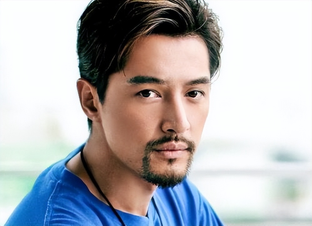 杨幂的眼角，阿娇的脸，明星脸上受伤、毁容，各个让人揪心