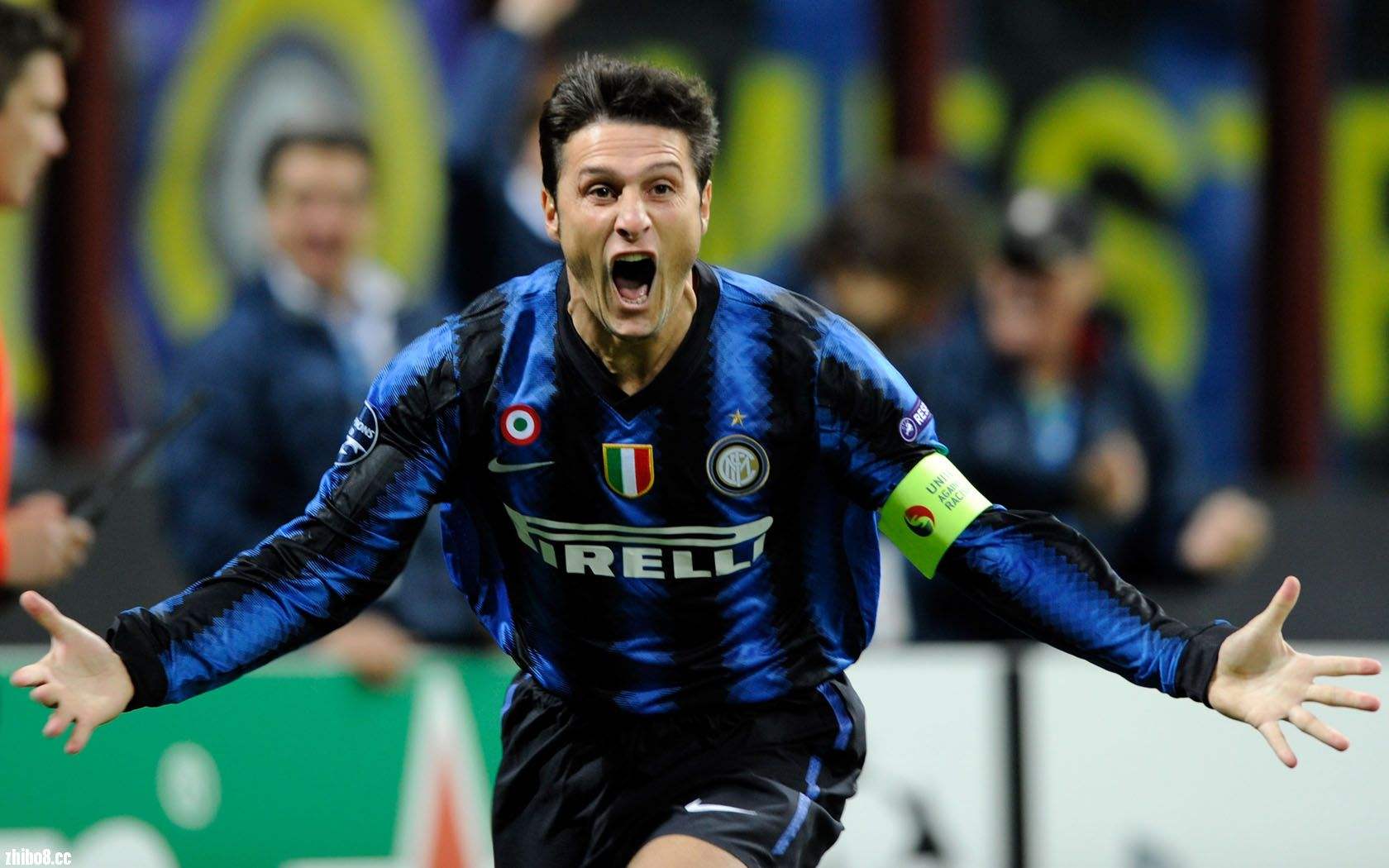 国际米兰球队(蓝黑幻梦:国际米兰历史最佳阵容,再现超级"大国米"时代)