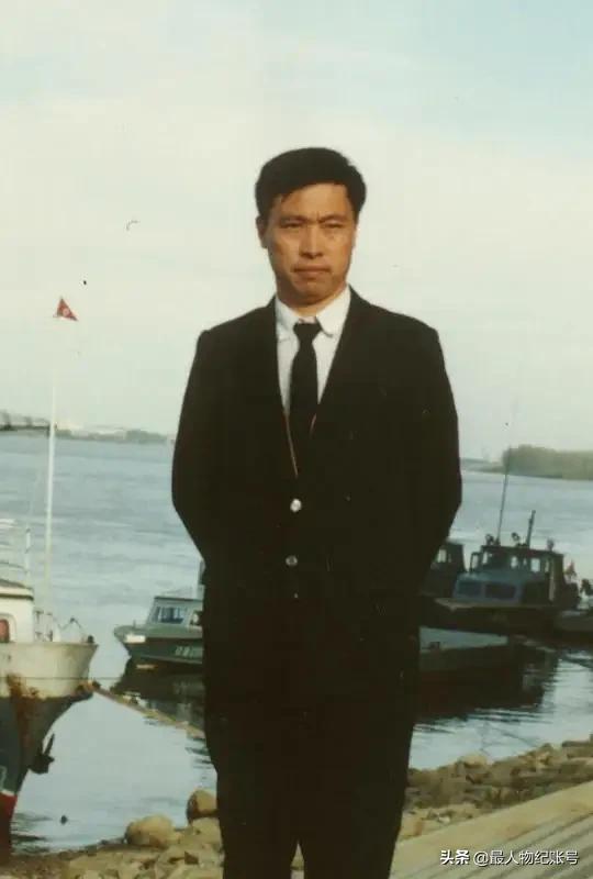 2002年，南大硕士为骗取保险，在飞机上纵火，导致112人全部遇难