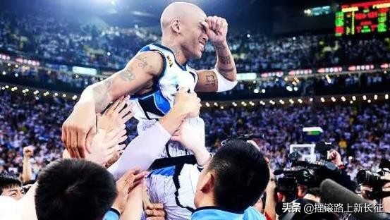 马布里为什么打不了nba(当下马布里执教生涯遭遇巨大危机，球员不断升级，战绩却停滞不前)