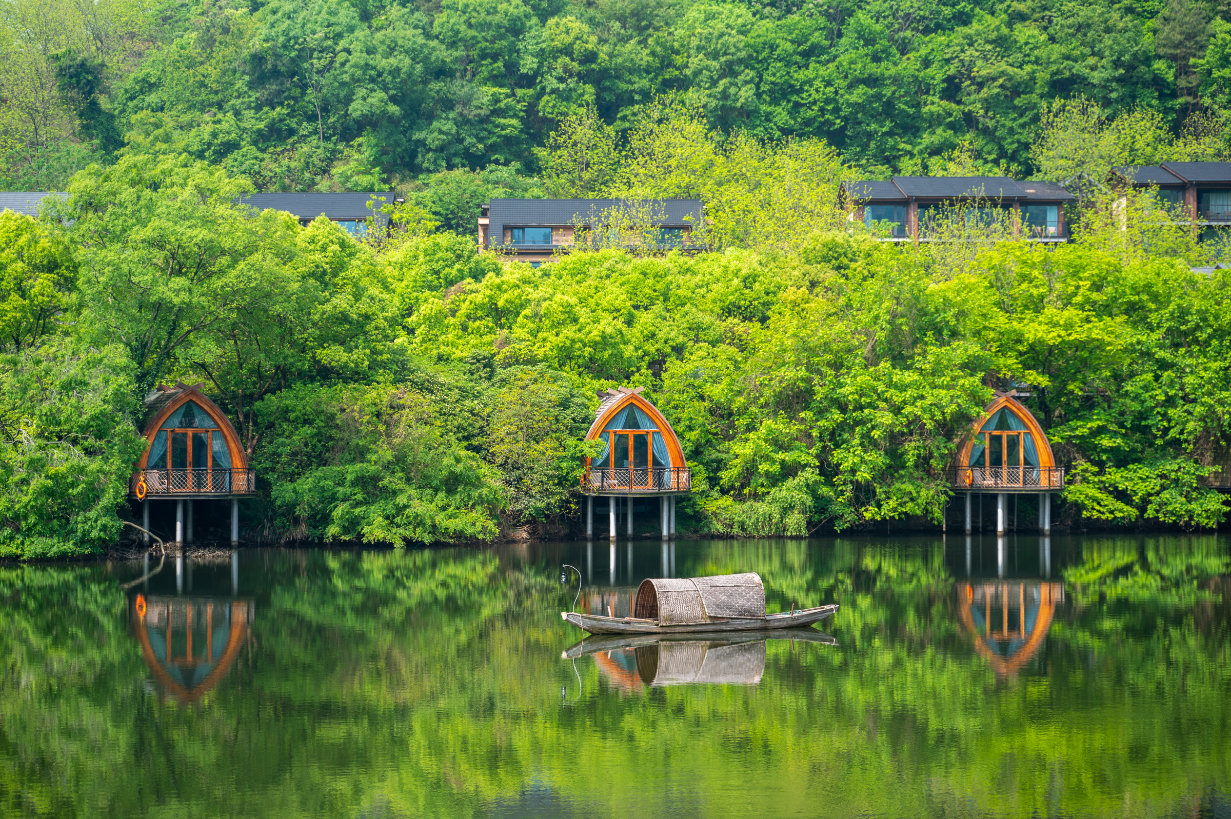 建德旅游，这三家坐拥山水的高端度假酒店，可以满足你的一切想象