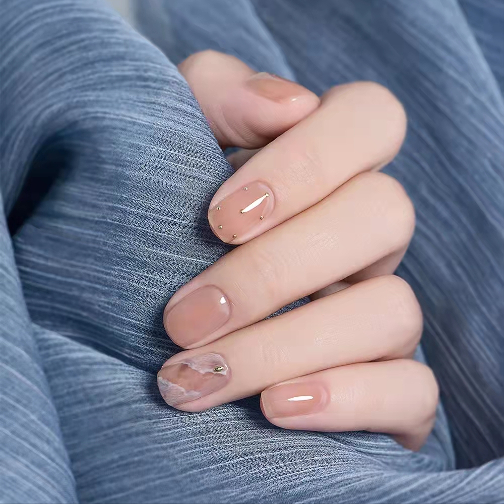 美甲图片2021新款式冬季显白 新年美甲款式2023爆款显白红色 - 北京