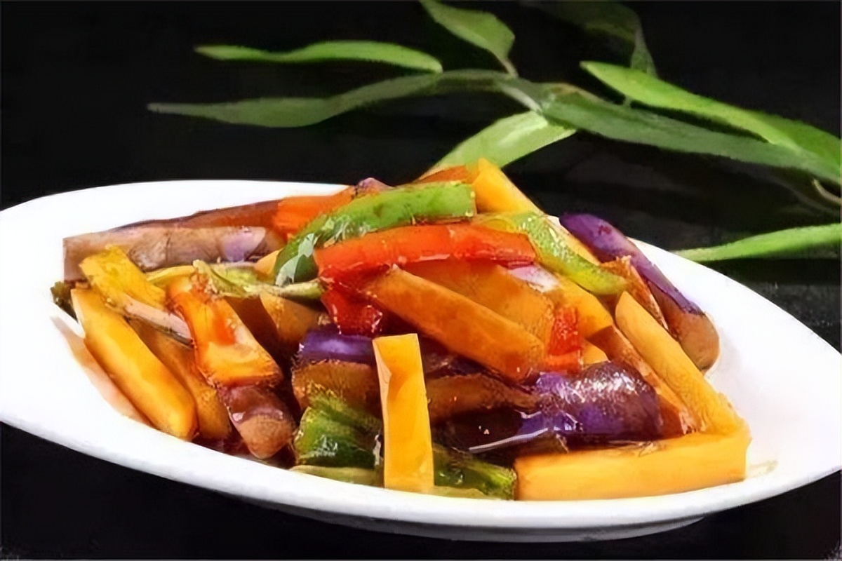 40余款菜肴推荐，家常味道不输饭店，做法简单一学就会，值得尝试