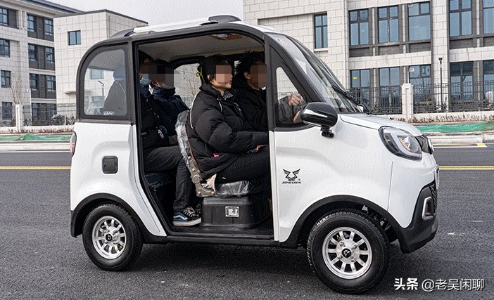 新能源低速代步车，稳定安全，适合老年人出行代步使用