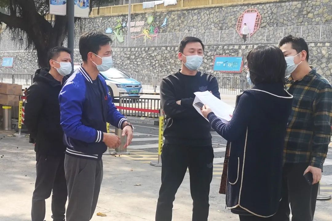 深圳第二实验学校｜师生封闭管理，头发长了咋办？