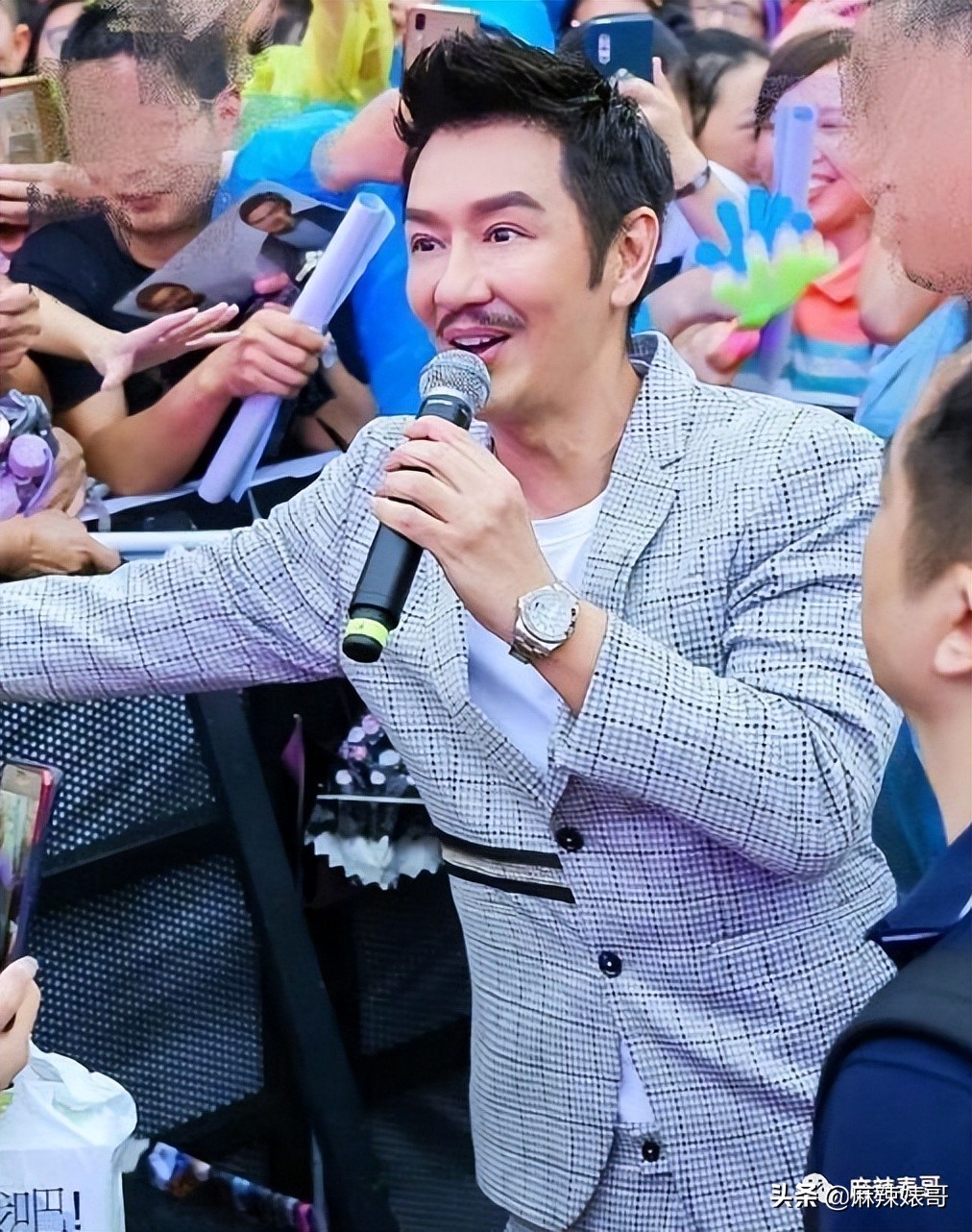 陈浩民被传第五胎？这对夫妻的八卦总是如此一言难尽