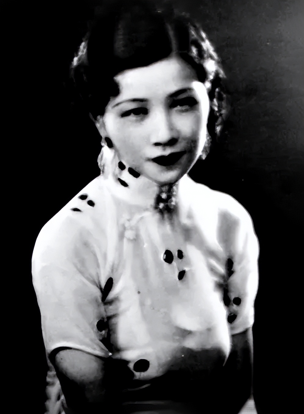 民国时期倡导“天乳运动”:严查妇女束胸，发现一次罚款50大洋