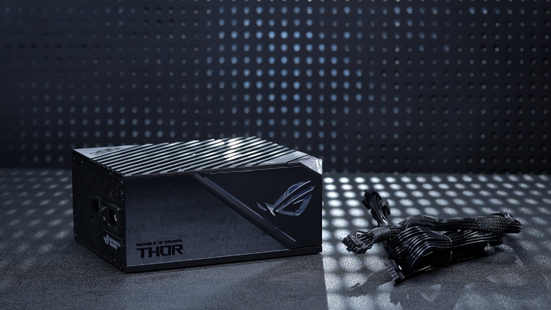 怪兽级全能旗舰卡皇，华硕TUF GAMING RTX 3090 Ti首发测评