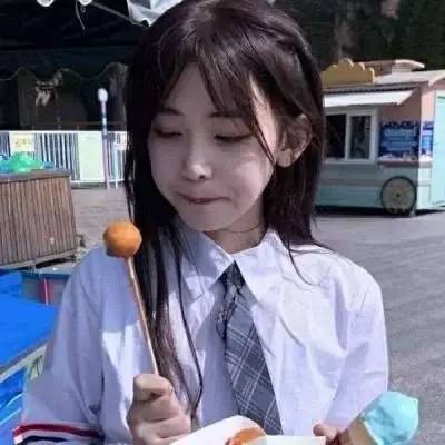 2月14日情人节朋友圈文案的祝福语句句浪漫和情人节表白句子大全