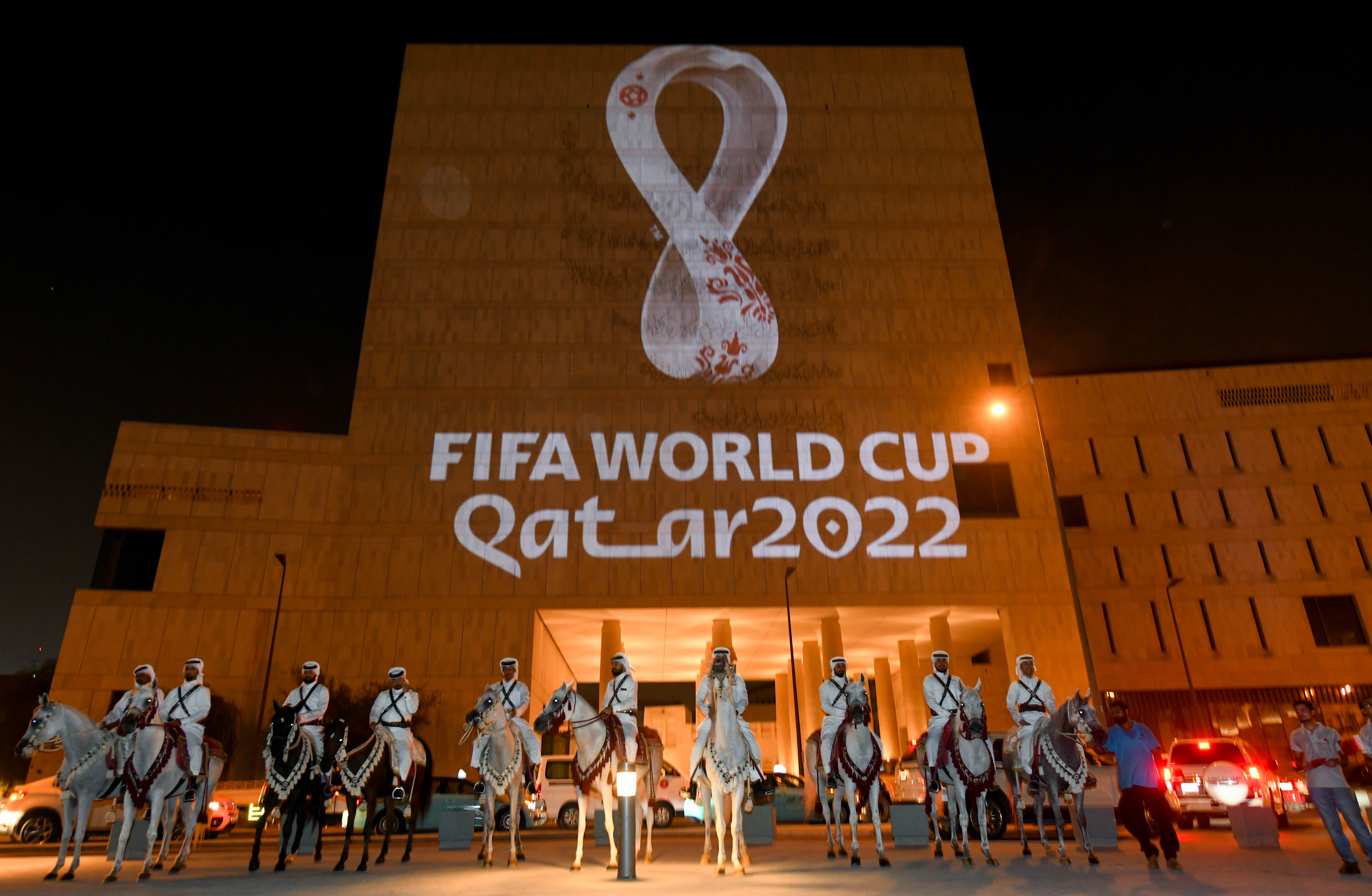 为什么世界杯晚上比赛（外行人漫话（总结）卡塔尔世界杯）
