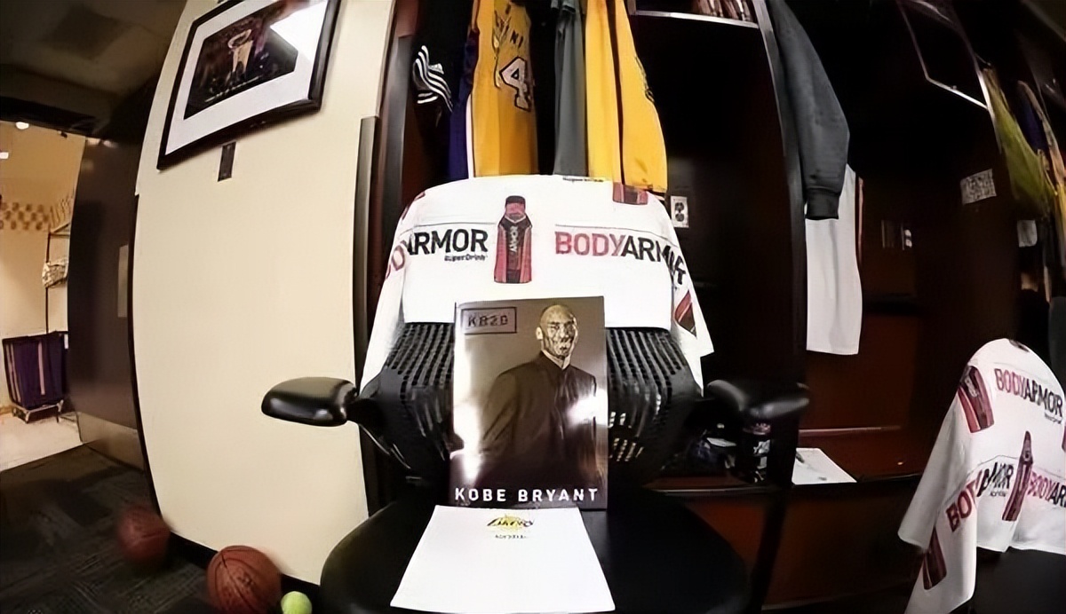 科比退役比赛回放（科比退役六周年，他和那场60分的表演，你还记得吗？）