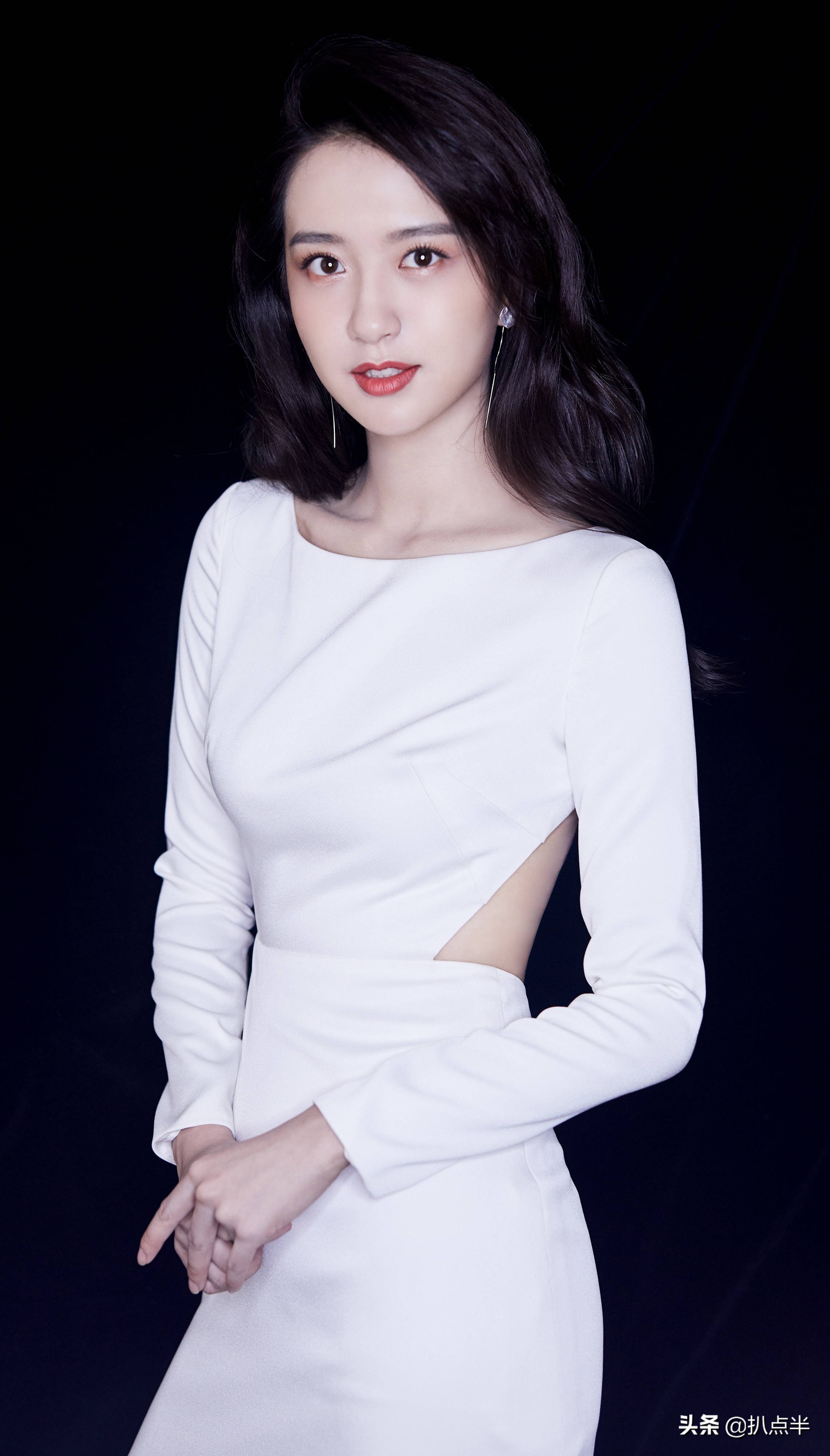 云南女星有多美？这10位各个集“彩云之南”灵气，杨蓉才排第二