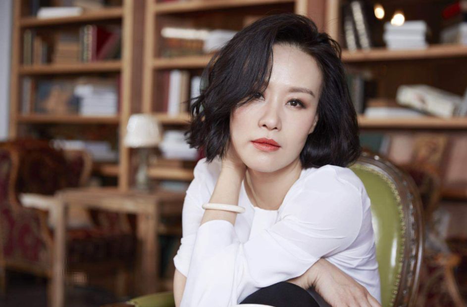 9位“妈妈专业户”：天生一张养尊处优脸，自带贵气，演不了穷人