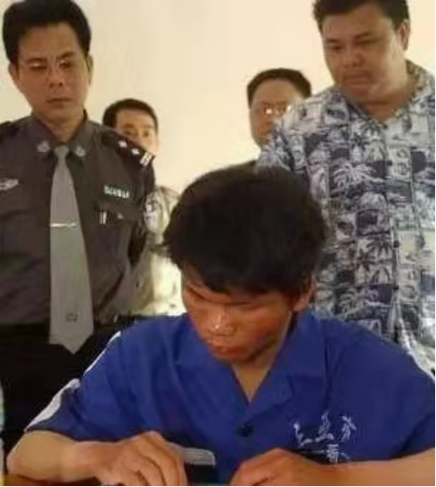 2004年，轰动一时的“马加爵事件”是如何发生的？