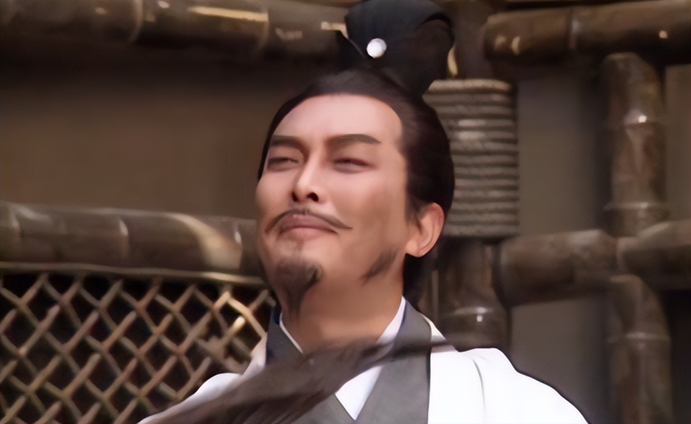 2010的《新三国》剧本问题很大,编剧想要把诸葛亮靠近人性,更有烟火气