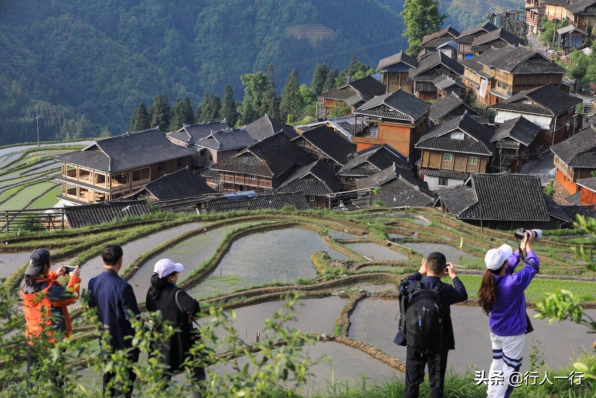 贵州必去十大景点（贵州必去十大景点排名榜图片）