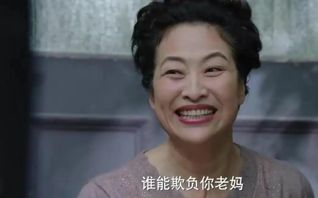 9位“妈妈专业户”：天生一张养尊处优脸，自带贵气，演不了穷人