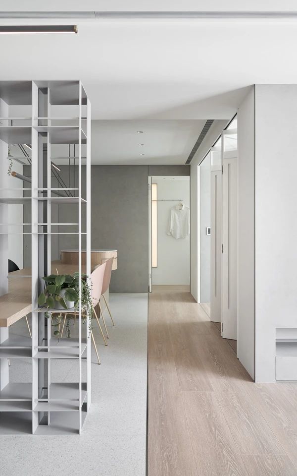 看完走廊这6个改造“妙计”，小家多个衣帽间，书房完全不是问题