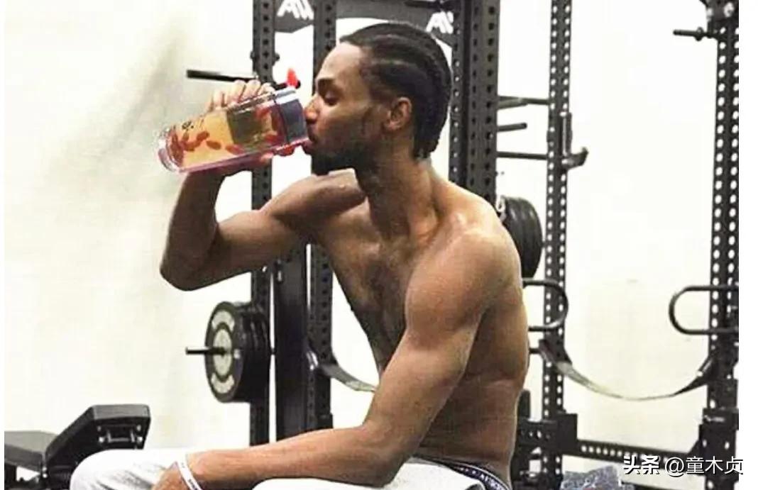 nba哪些球员叫名字（你所知道的NBA球员外号有哪些？“小皇帝”“答案”“狼王”…）