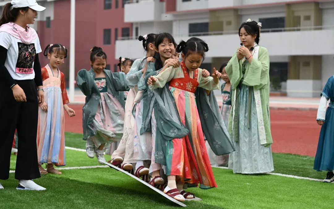 成都市双流区棠湖小学（南区）开展“我们的节日—端午”系列活动