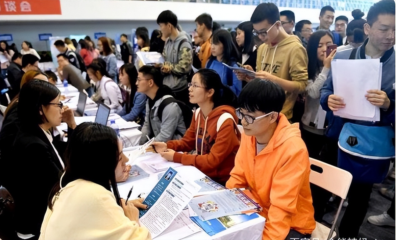 名企HR直言，看到这3种大学生简历会直接略过，再优秀也不要