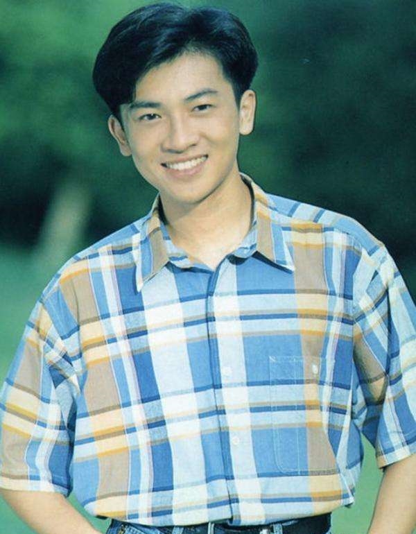 苏有朋一生难以弥补的遗憾：父母没如愿复合，还耽误了自己的人生