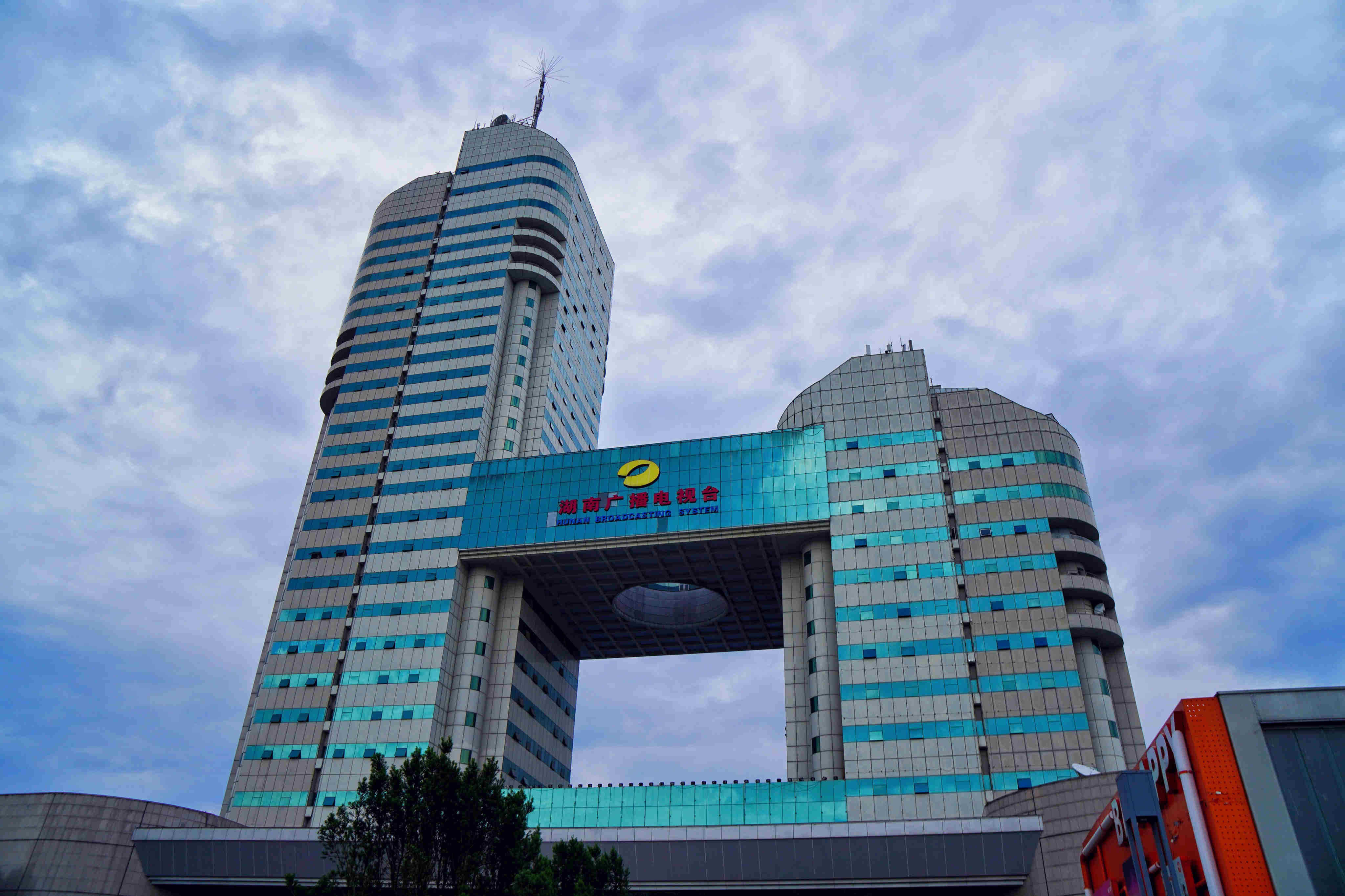 芒果超媒路在何方？