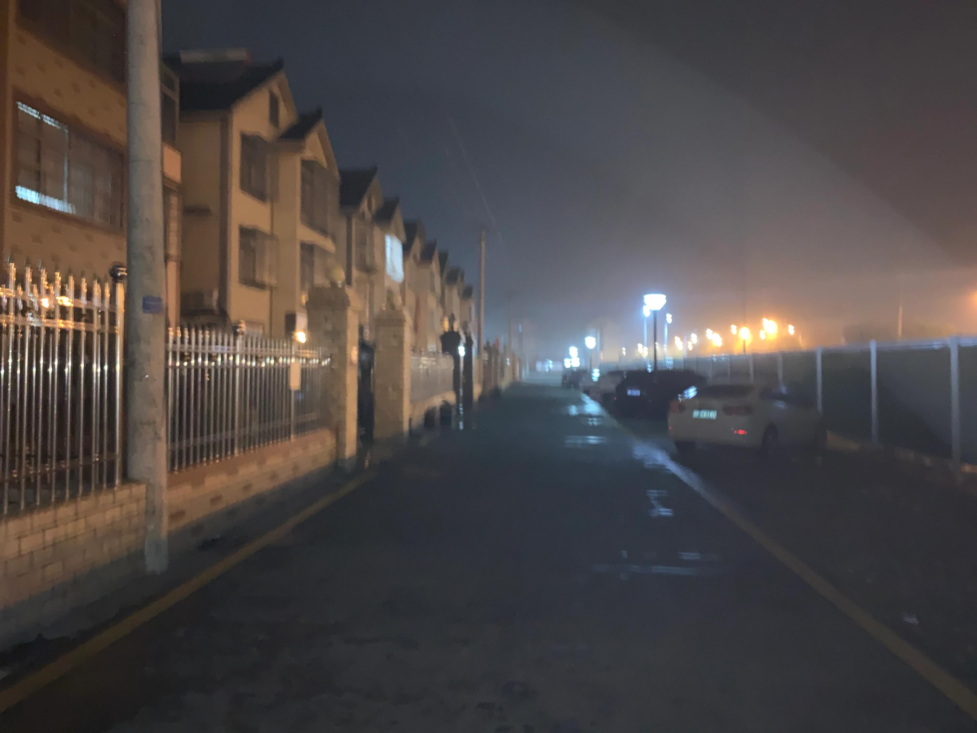 每当下雨的时候，大自然都奏响了宁静而温柔的乐章。