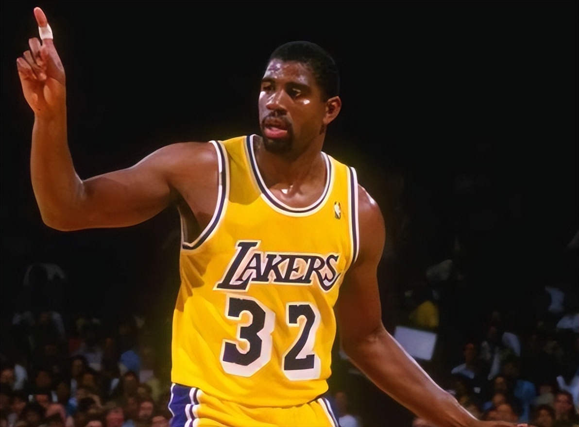 nba巨星张伯伦(美媒重排nba历史10大球星,张伯伦落选