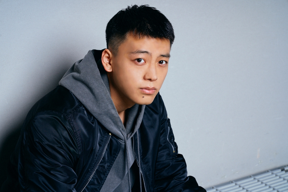 竹内凉真出席《六本木class》拍摄发布会：为角色改换新发型