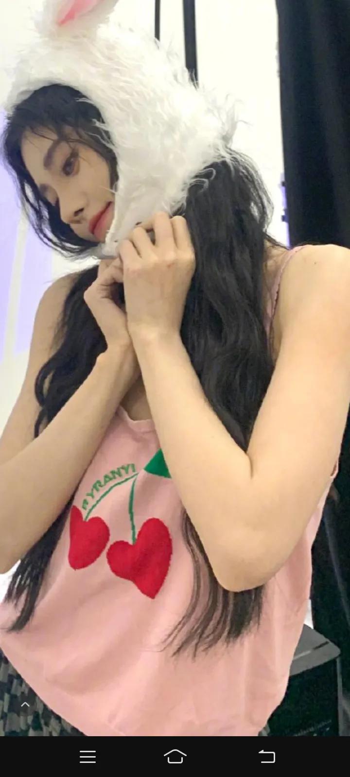 鞠婧祎美图4