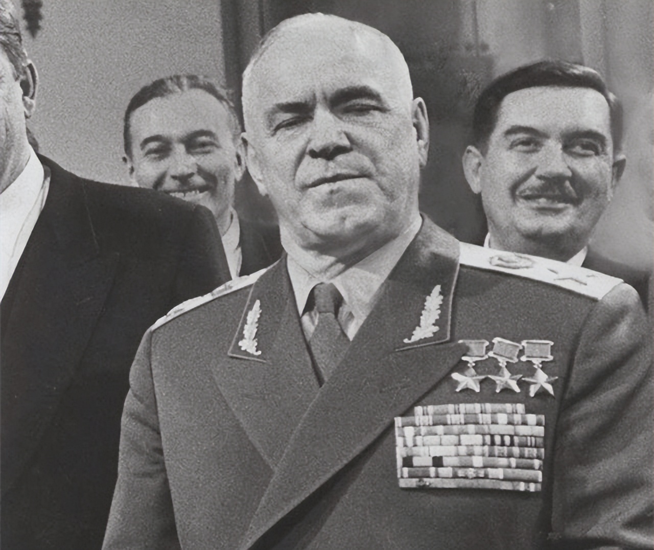 �͸���������̣�˹�������о����ϻ���3���ʣ�����˵��һ�λ�