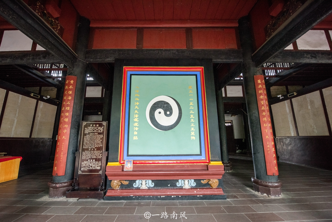 成都青羊宫，既是道教宫观，也是古典园林，唐代皇帝曾在此避难