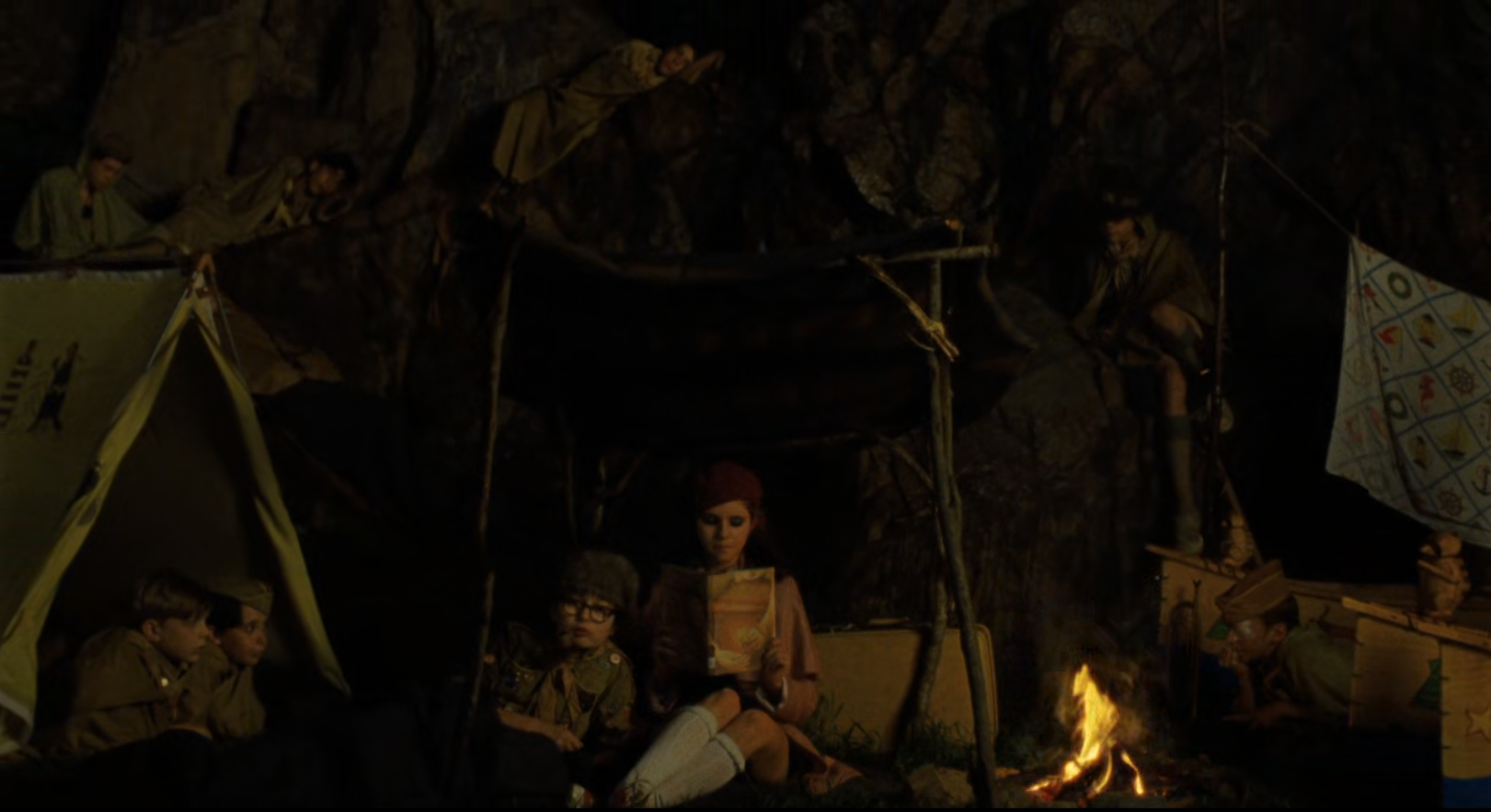 《月升王国》问题少年们的纯真爱情故事