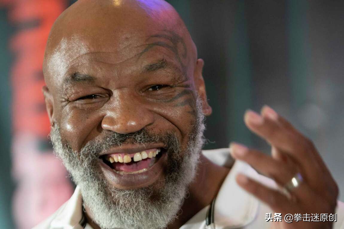 拳王泰森復出第一場比賽（56歲拳王泰森重回第一場職業比賽的地方，表現謙虛有禮）